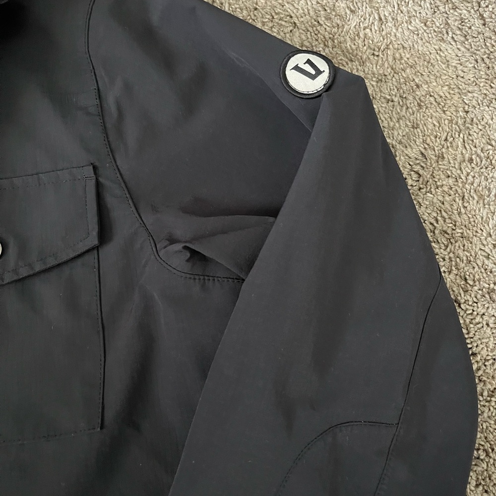 Vuori Women Palisades Rain Jacket Color Dark Oregano Black Size Medium - Picture 5 of 9